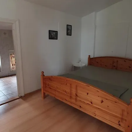 De Luett Stuuv Apartment *